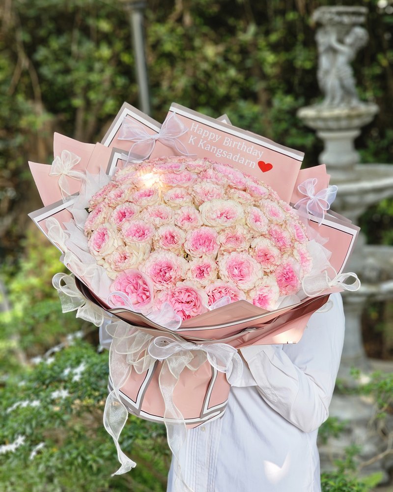 ช่อดอกไม้สด แบบที่ 31 จัดโดยร้านช่อผกา