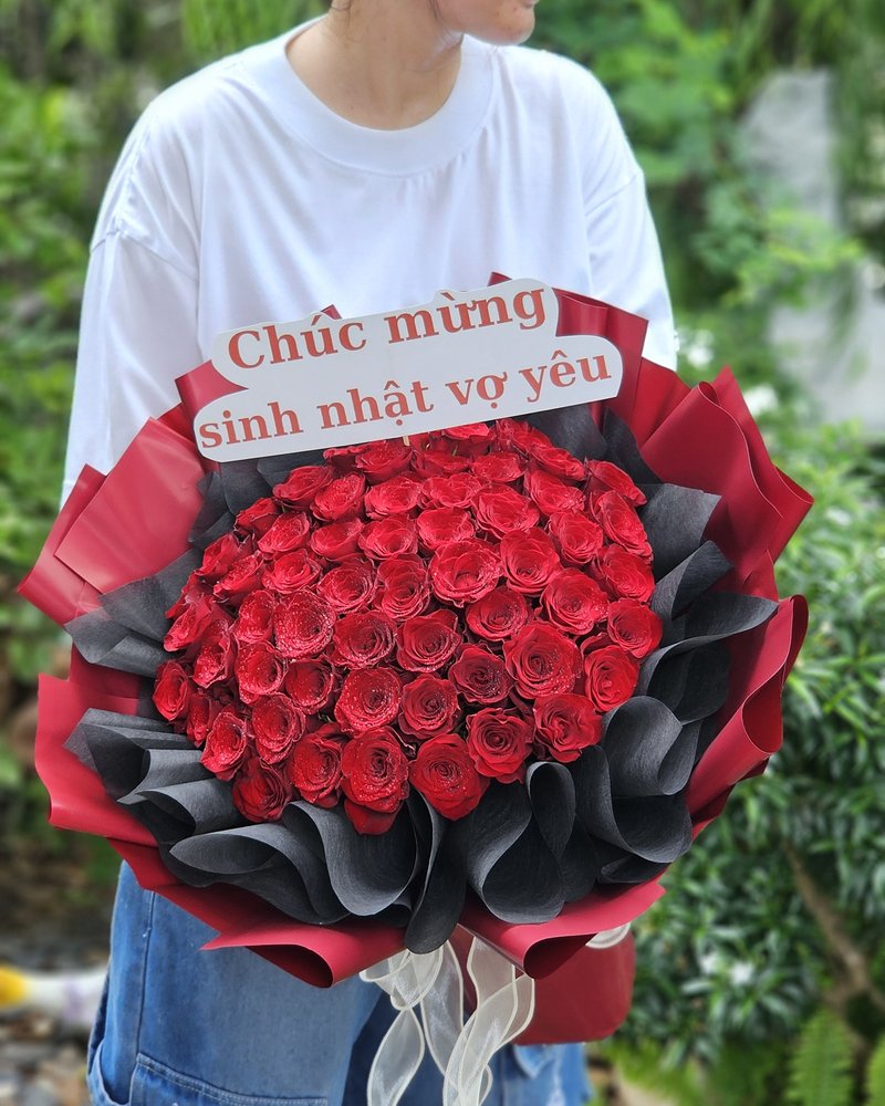 ช่อดอกไม้สด แบบที่ 79 จัดโดยร้านช่อผกา